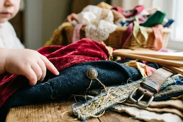 A Parent’s Guide to Dress-Up Play for Social Skills and Emotional Understanding
